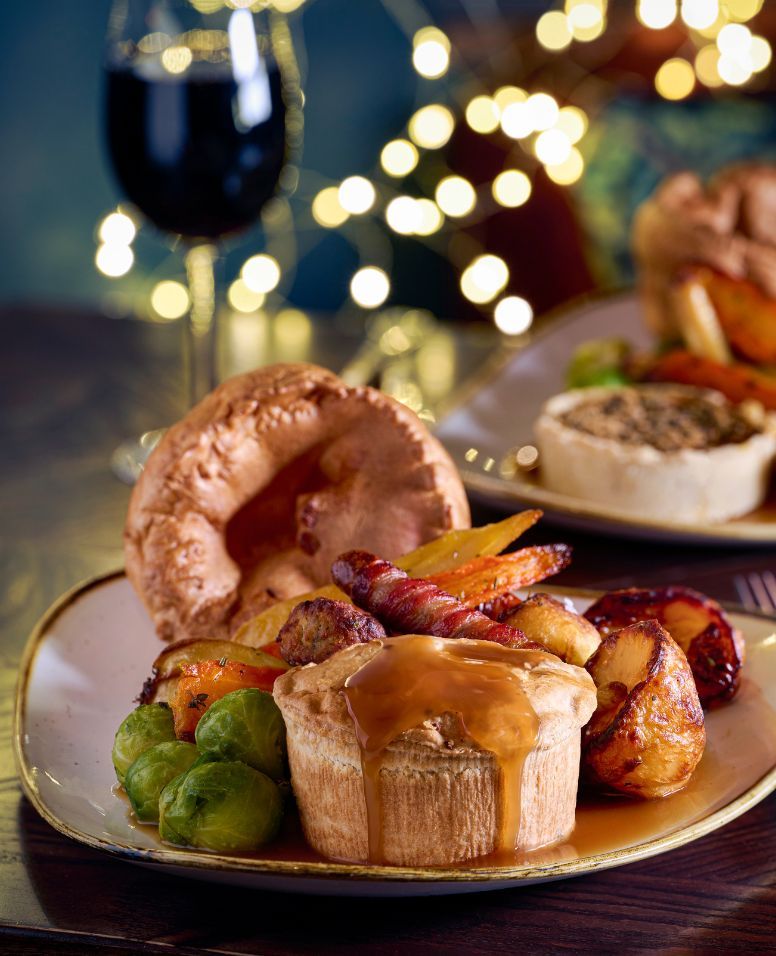 Lunch & Dinner at The Copt Oak in Markfield
